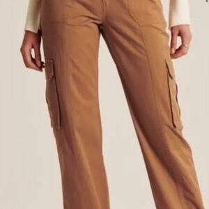Women's Tan Cargo Pants Size 4 Long